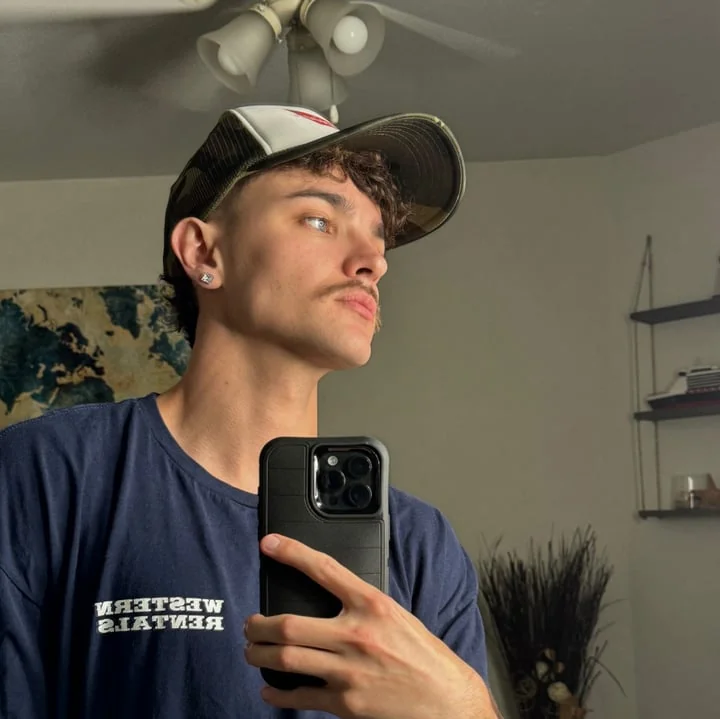 Aaronxxxelias OnlyFans Profile