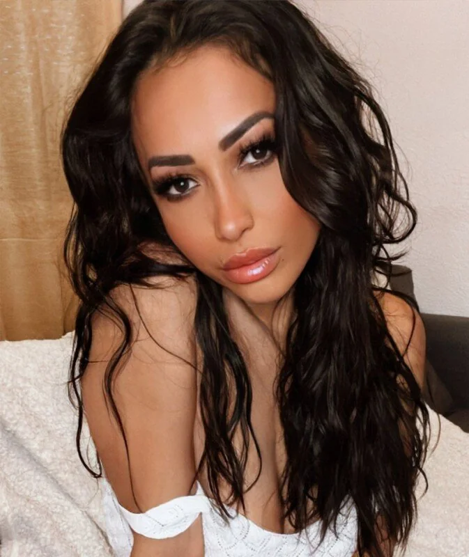 Adriana Meran - OnlyFans Creator Profile Picture