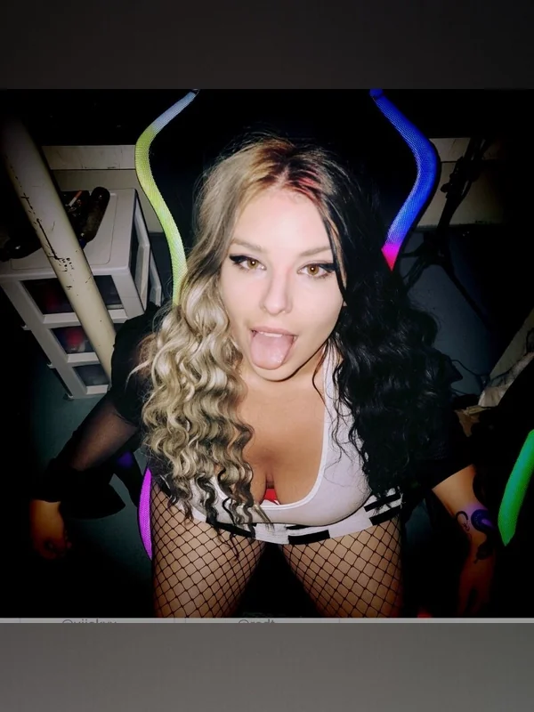 Alexe - OnlyFans Creator Profile Picture