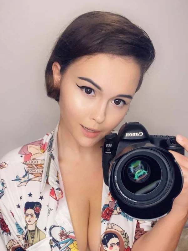 Peachy Alice - OnlyFans Creator Profile Picture