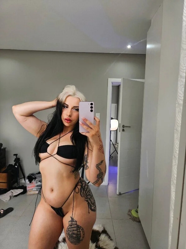 Alyssa Winter - OnlyFans Creator Profile Picture