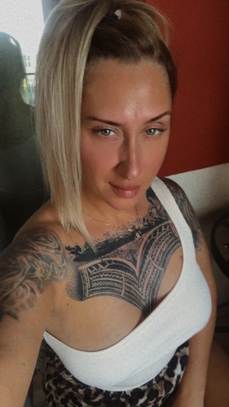 Naughty Mommy - OnlyFans Creator Profile Picture