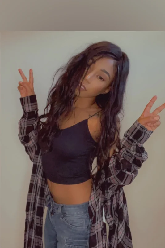 April Rae OnlyFans Profile