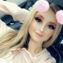 AriaNina - OnlyFans Creator Profile Picture
