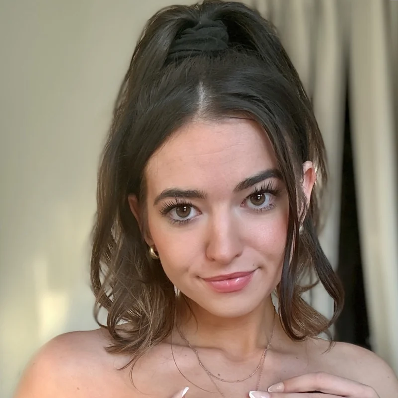 Ari's secret diary - OnlyFans Creator Profile Picture