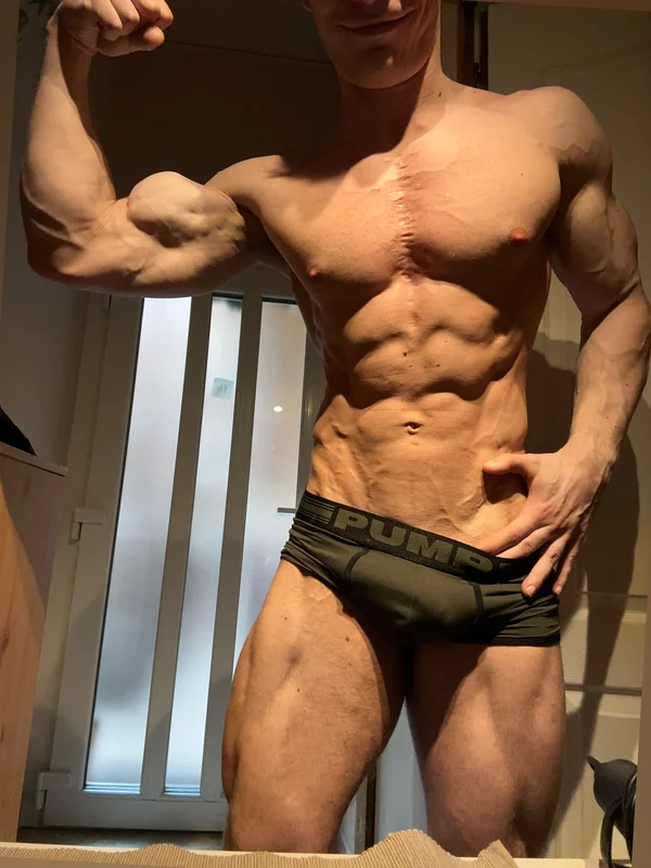 ArmzBro - OnlyFans Creator Profile Picture