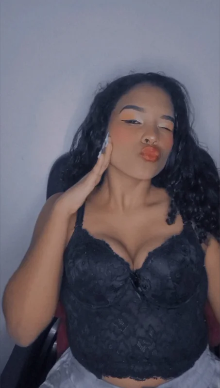 artii.snow OnlyFans Profile