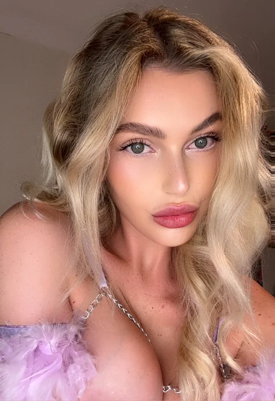 Aurora Angel - OnlyFans Creator Profile Picture