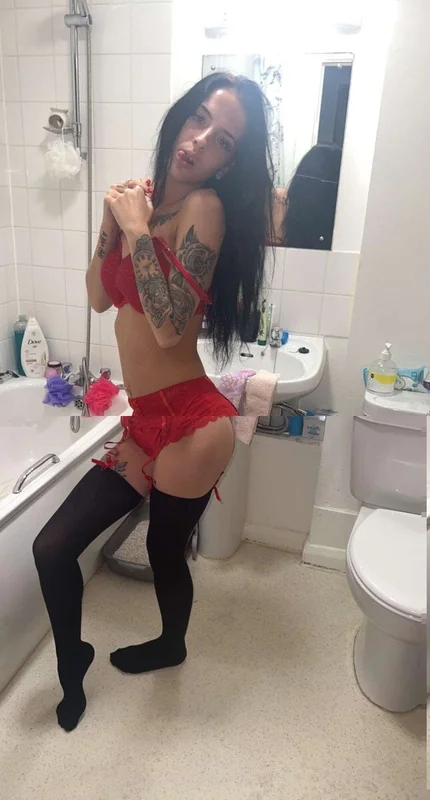 Baddestboo OnlyFans Profile