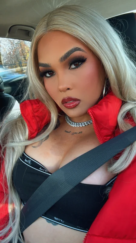 Von mary figueroa santos - OnlyFans Creator Profile Picture