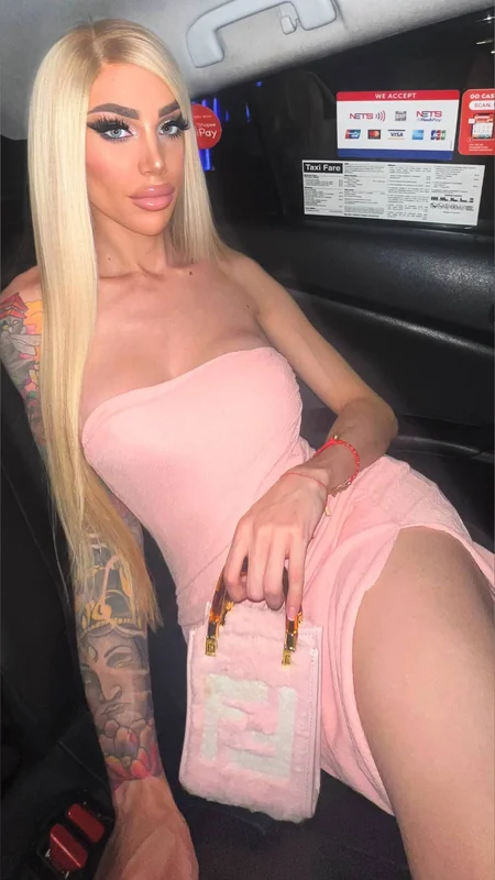 Mistress Barbie Spanish OnlyFans Profile