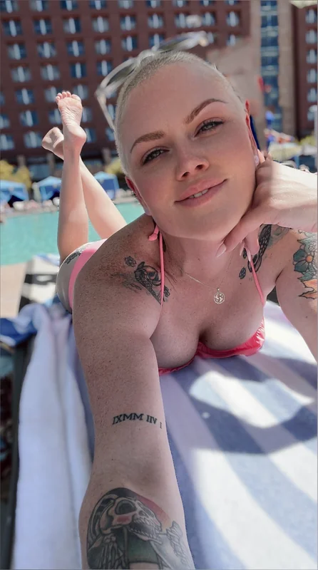 #͜͡1͜͡V͜͡I͜͡D͜͡ C͜͡A͜͡L͜͡L͜͡ - OnlyFans Creator Profile Picture