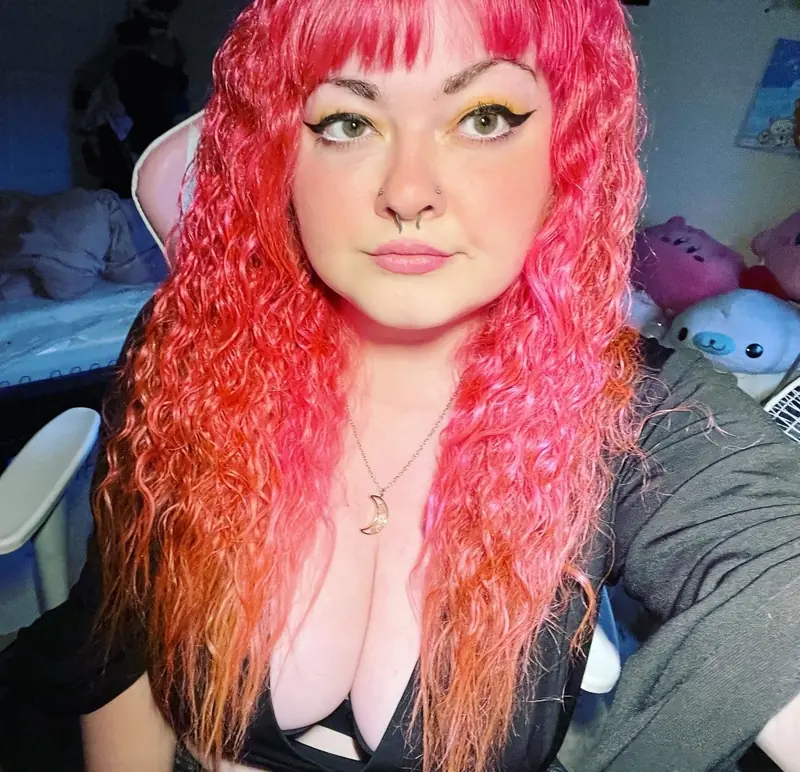 pink goddess - OnlyFans Creator Profile Picture