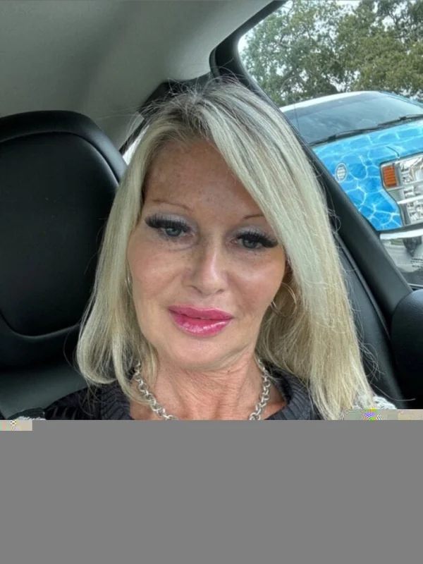 Candyblush22 OnlyFans Profile