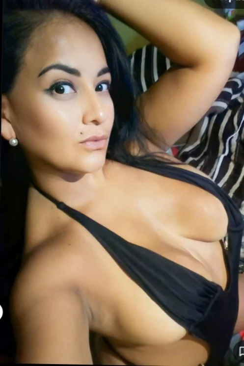 Canela OnlyFans Profile