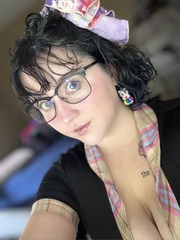 Catholic Virgin Free - OnlyFans Creator Profile Picture