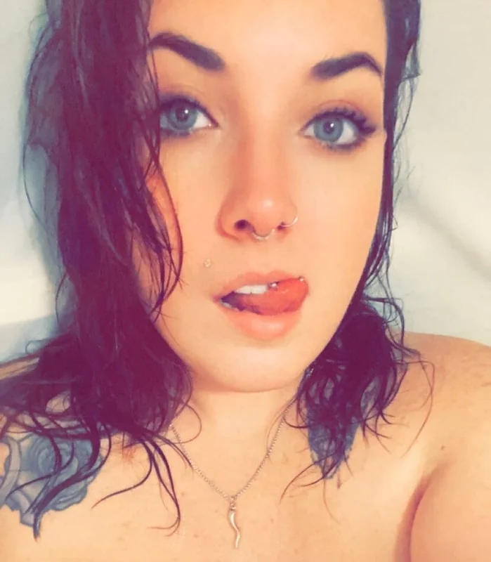 Crazybella94 - OnlyFans Creator Profile Picture