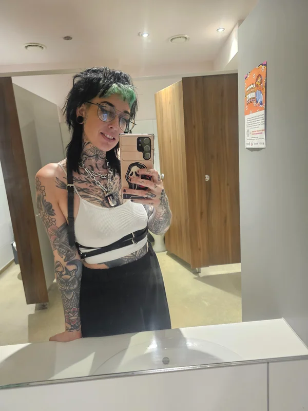 D1rtylittlegoth91 OnlyFans Profile