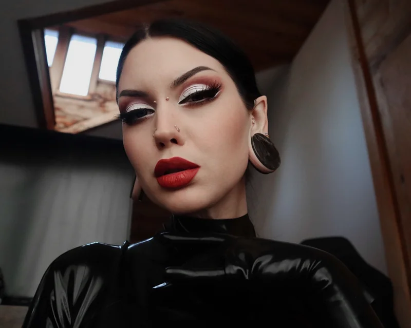 Ash Sangre OnlyFans Profile