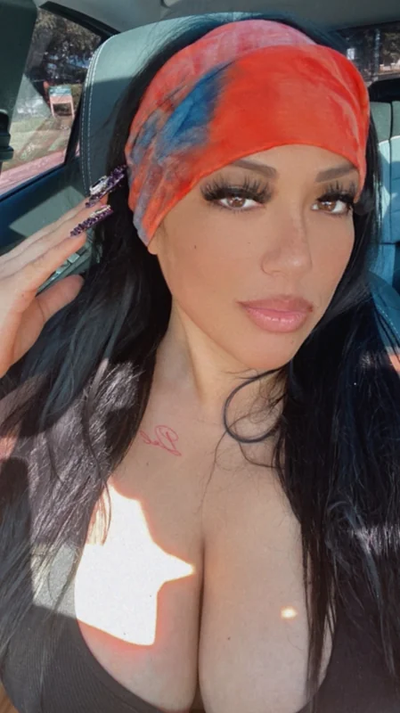 Demi OnlyFans Profile