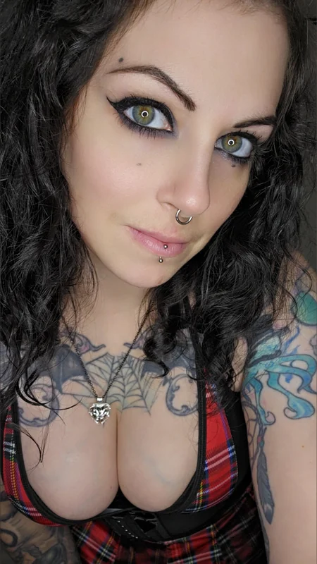 Dani OnlyFans Profile