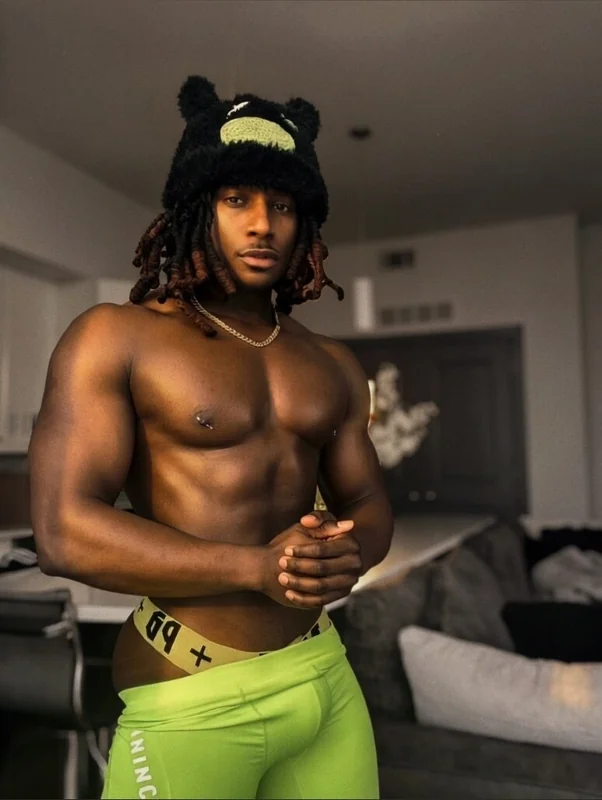 Darkphenexsaga OnlyFans Profile