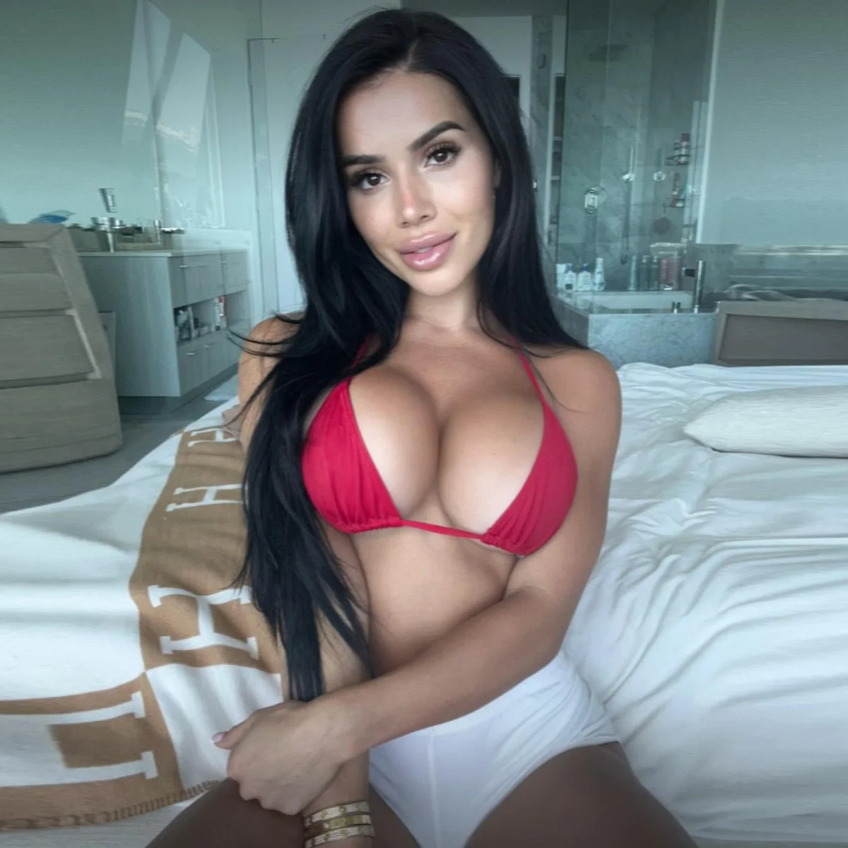 Desiree OnlyFans sexting creator profile photo