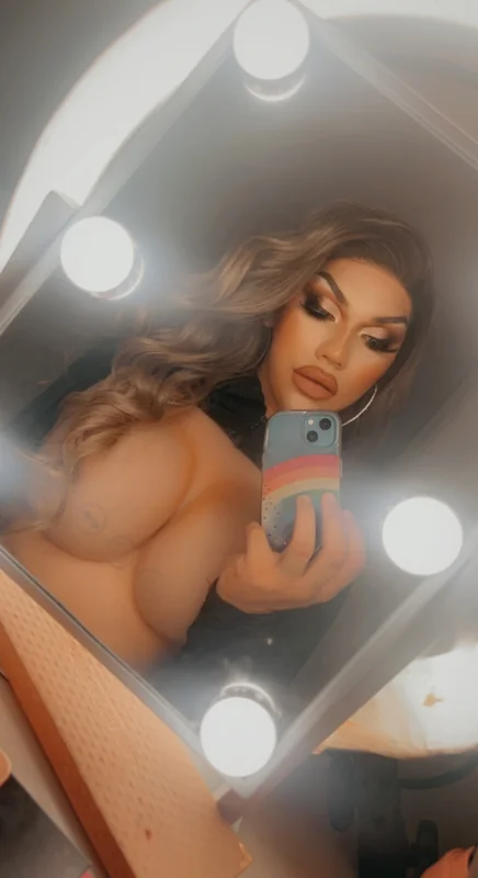 Edenmoree OnlyFans Profile