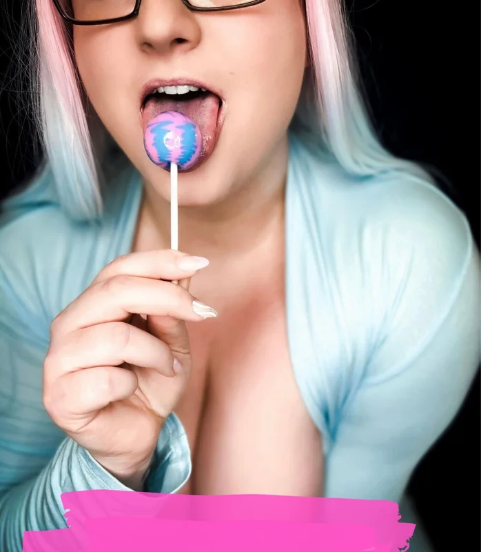 Eira Maroon - OnlyFans Creator Profile Picture