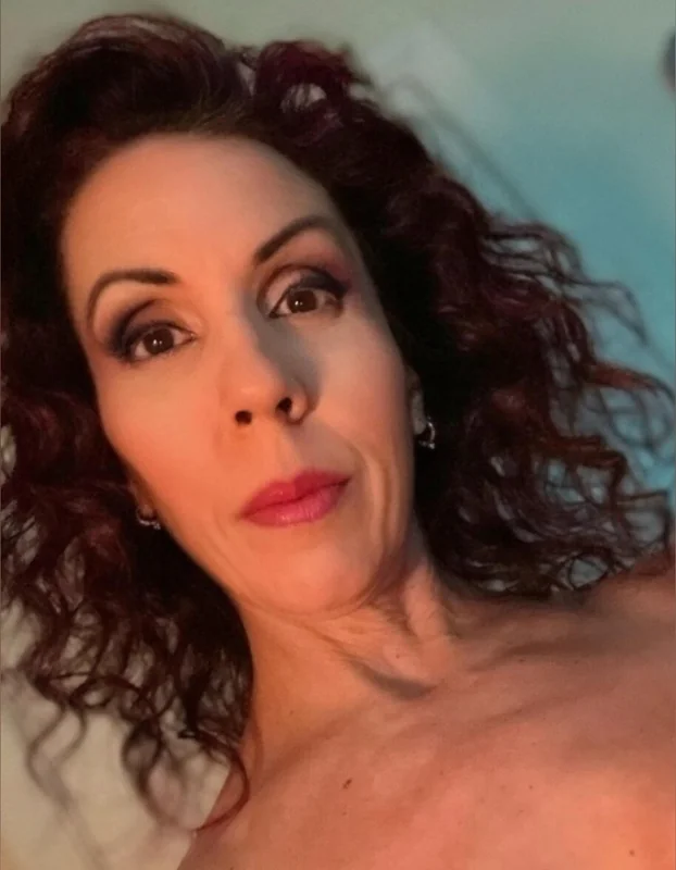 ElderVixen Platinum OnlyFans Profile