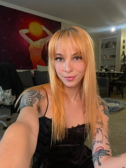 Electricelizab3th OnlyFans Profile