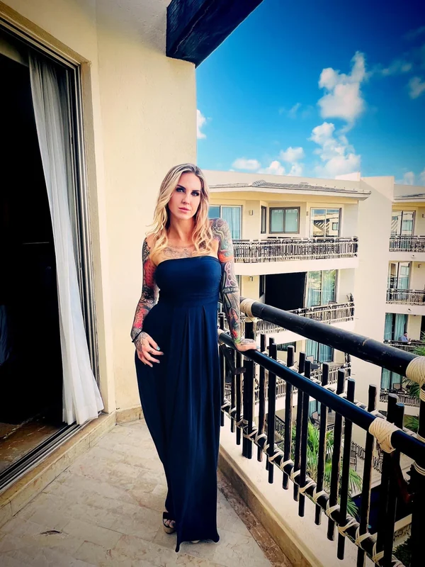 Ella Barnett - FREE!! Tattooed blonde - OnlyFans Creator Profile Picture