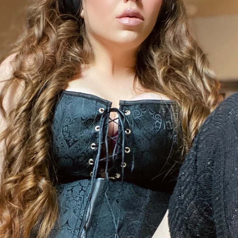 Ella OnlyFans Profile