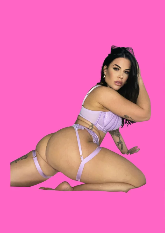 ellamaddison OnlyFans Profile