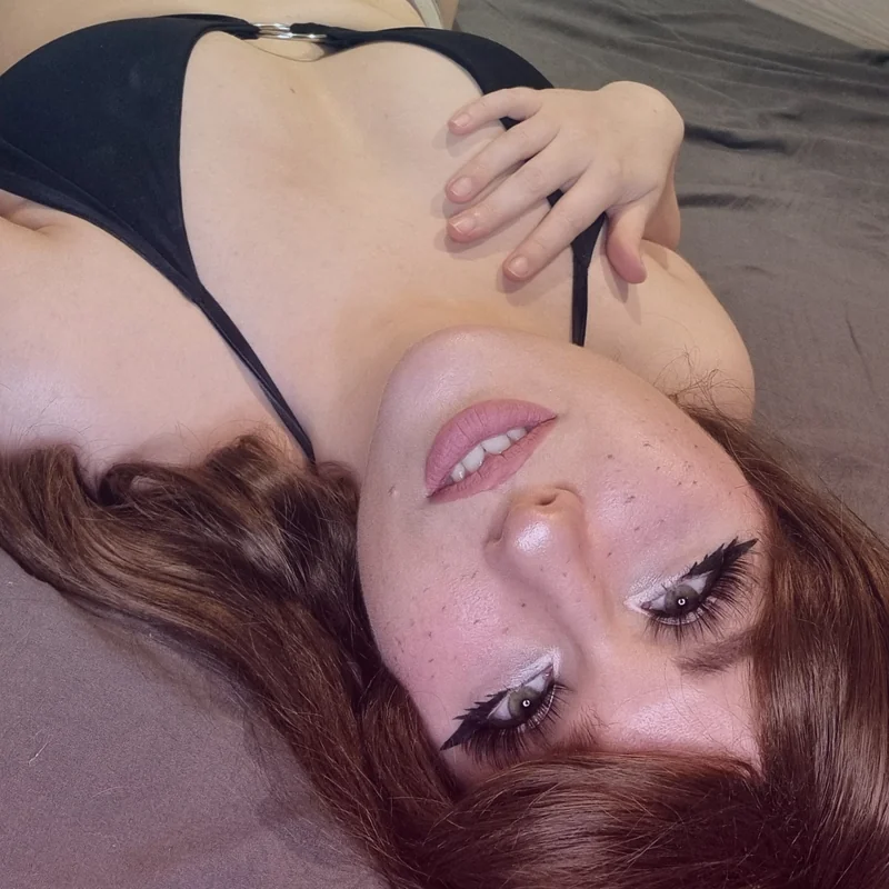 Elle Knightly - OnlyFans Creator Profile Picture