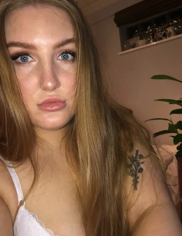 EllenUKx OnlyFans Profile