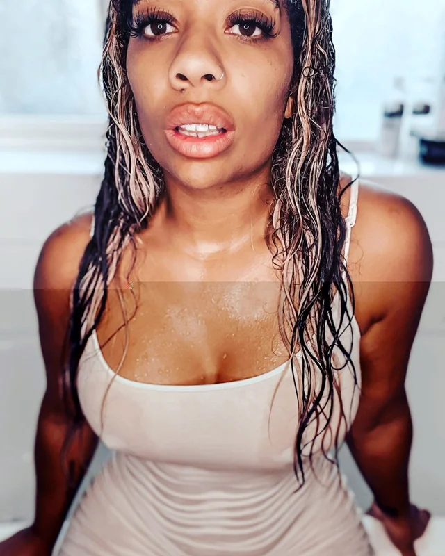 The Bush Queen OnlyFans Profile