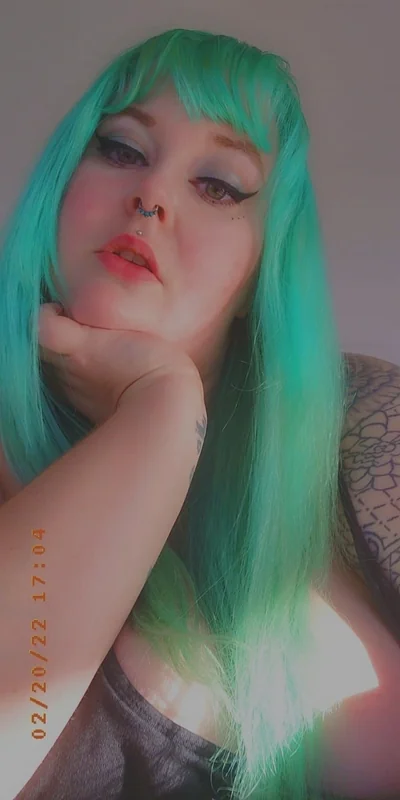 Emeraldviolet - OnlyFans Creator Profile Picture
