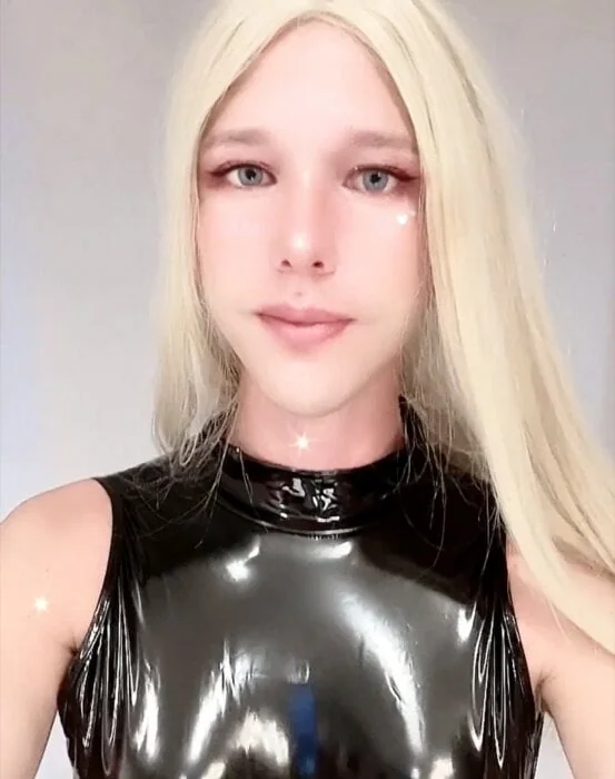 Emiliaxsweden - OnlyFans Creator Profile Picture