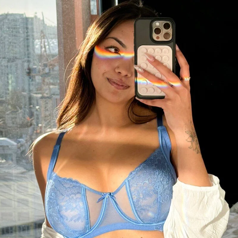 Emily Kaye OnlyFans Profile