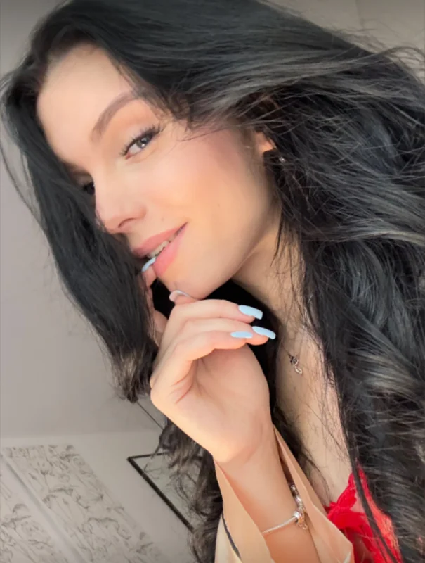 Emily OnlyFans Profile