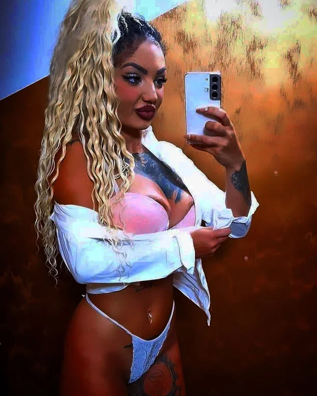 EVELINA CHIVU - OnlyFans Creator Profile Picture