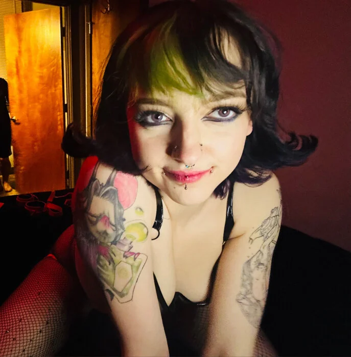 Fawn OnlyFans Profile