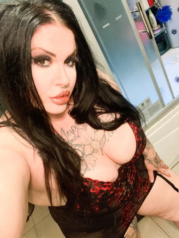 Fetiishxx - OnlyFans Creator Profile Picture