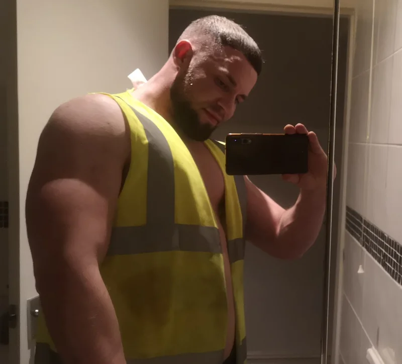 Findomg0d OnlyFans Profile