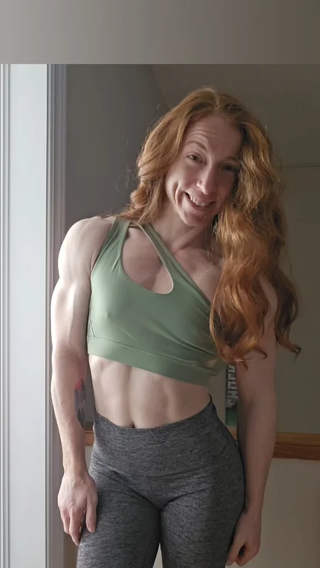 Fit Little Redhead OnlyFans Profile