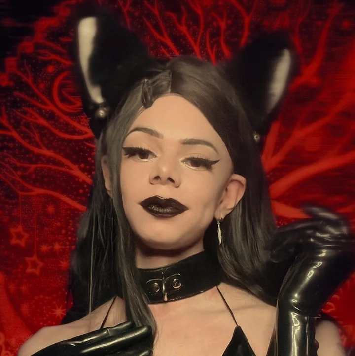 Flora OnlyFans Profile