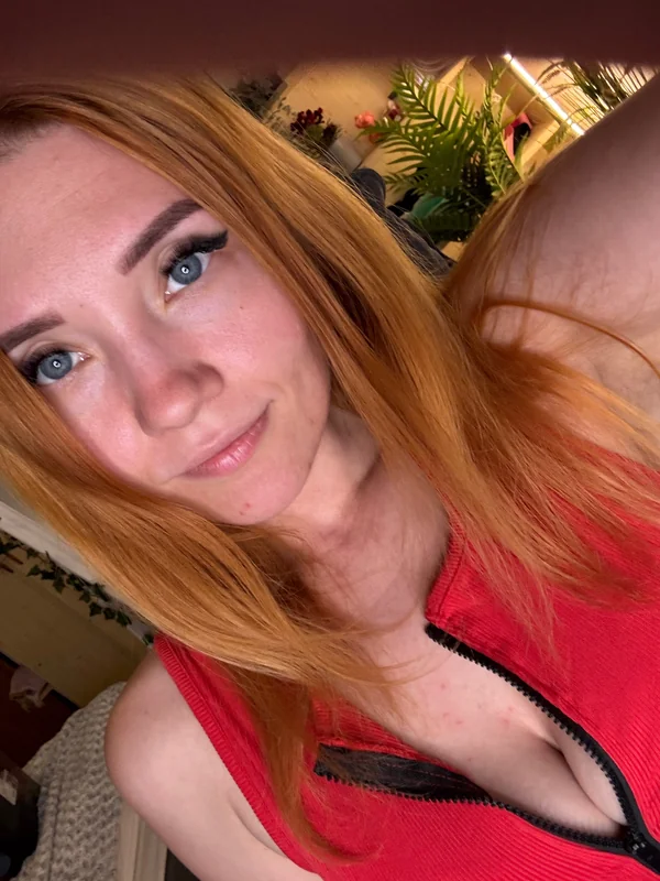 Val OnlyFans Profile