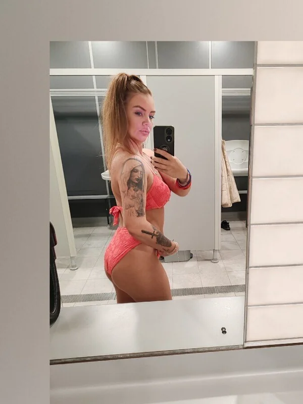 Girlnextdoorr OnlyFans Profile