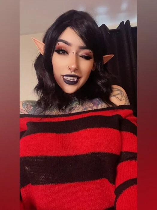 Goth M0mmy Lilli - OnlyFans Creator Profile Picture